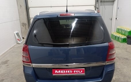 Opel Zafira B, 2008 год, 400 000 рублей, 1 фотография