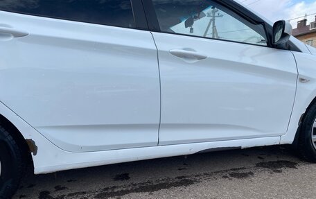 Hyundai Solaris II рестайлинг, 2013 год, 670 000 рублей, 9 фотография