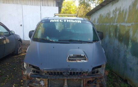 Hyundai Starex I рестайлинг, 2002 год, 230 000 рублей, 2 фотография