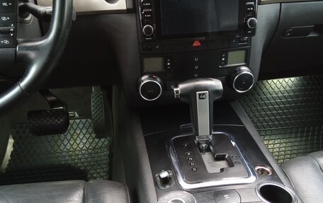 Volkswagen Touareg III, 2007 год, 1 270 000 рублей, 12 фотография