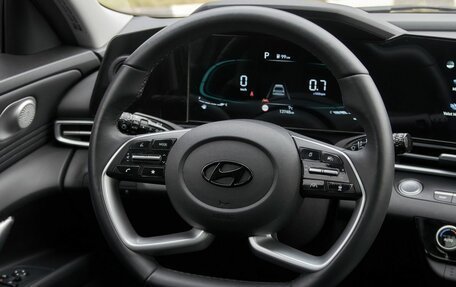 Hyundai Elantra, 2024 год, 2 378 000 рублей, 16 фотография