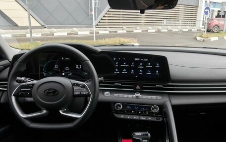 Hyundai Elantra, 2024 год, 2 378 000 рублей, 6 фотография