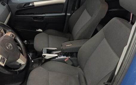 Opel Zafira B, 2008 год, 400 000 рублей, 18 фотография