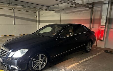 Mercedes-Benz E-Класс, 2009 год, 1 360 000 рублей, 8 фотография