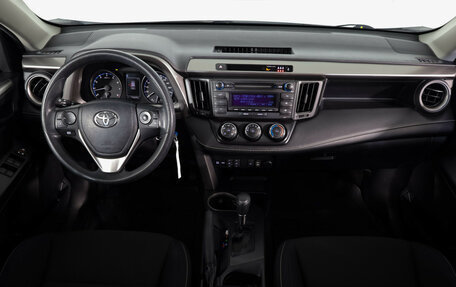 Toyota RAV4, 2016 год, 2 049 000 рублей, 8 фотография
