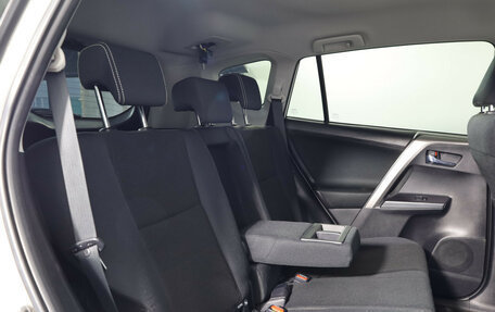 Toyota RAV4, 2016 год, 2 049 000 рублей, 16 фотография