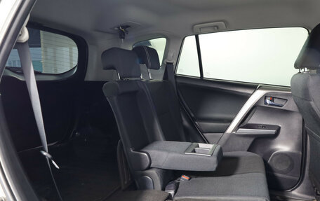 Toyota RAV4, 2016 год, 2 049 000 рублей, 17 фотография