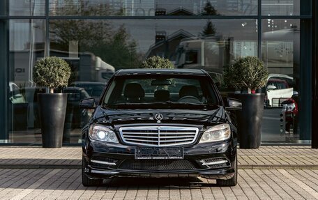 Mercedes-Benz C-Класс, 2010 год, 1 295 000 рублей, 2 фотография