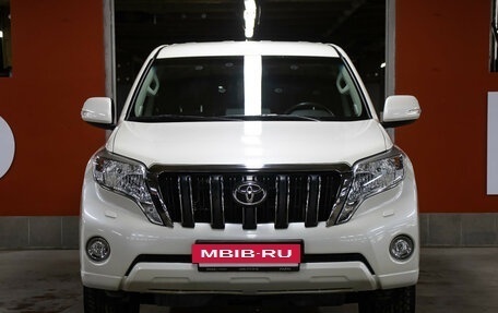 Toyota Land Cruiser Prado 150 рестайлинг 2, 2017 год, 4 649 000 рублей, 2 фотография