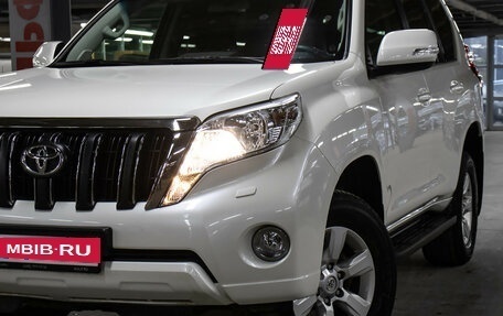 Toyota Land Cruiser Prado 150 рестайлинг 2, 2017 год, 4 649 000 рублей, 23 фотография