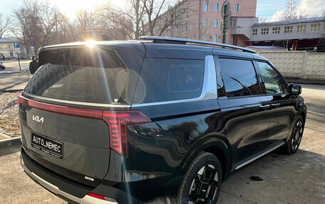 KIA Carnival, 2024 год, 4 030 000 рублей, 3 фотография