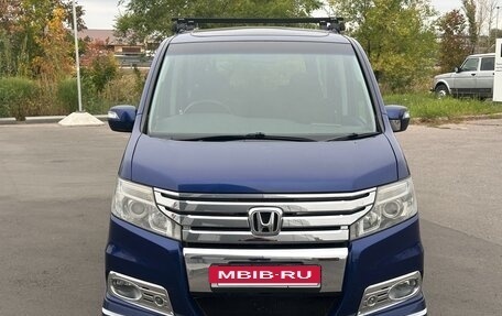 Honda Stepwgn IV, 2011 год, 1 290 000 рублей, 2 фотография