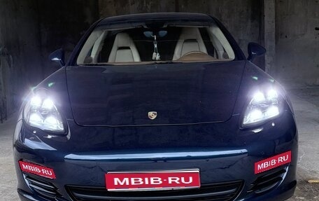 Porsche Panamera II рестайлинг, 2011 год, 2 000 000 рублей, 1 фотография