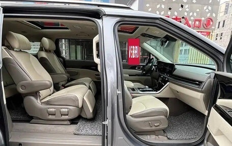 KIA Carnival, 2021 год, 2 650 000 рублей, 13 фотография