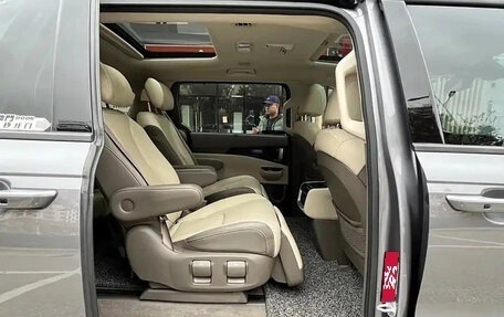 KIA Carnival, 2021 год, 2 650 000 рублей, 14 фотография