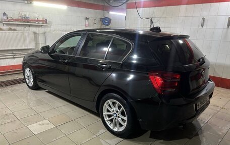 BMW 1 серия, 2011 год, 1 950 000 рублей, 4 фотография