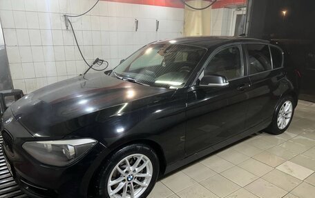 BMW 1 серия, 2011 год, 1 950 000 рублей, 7 фотография