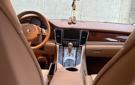 Porsche Panamera II рестайлинг, 2011 год, 2 000 000 рублей, 8 фотография