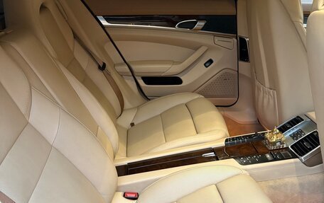Porsche Panamera II рестайлинг, 2011 год, 2 000 000 рублей, 9 фотография