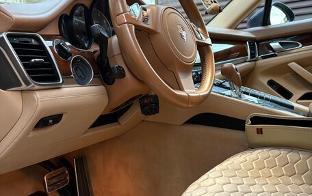 Porsche Panamera II рестайлинг, 2011 год, 2 000 000 рублей, 11 фотография