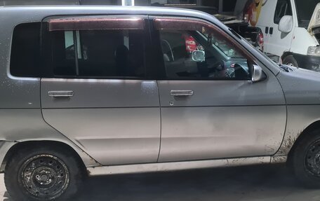 Nissan Cube II, 1998 год, 175 000 рублей, 3 фотография