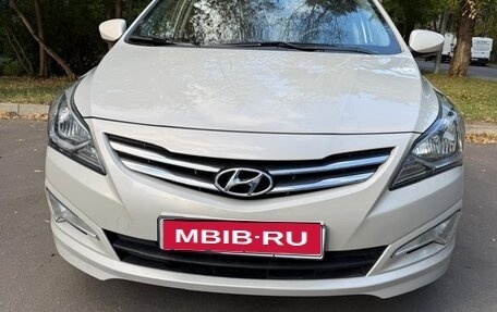 Hyundai Solaris II рестайлинг, 2015 год, 1 250 000 рублей, 1 фотография