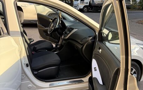 Hyundai Solaris II рестайлинг, 2015 год, 1 250 000 рублей, 7 фотография