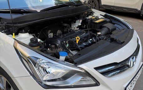 Hyundai Solaris II рестайлинг, 2015 год, 1 250 000 рублей, 10 фотография