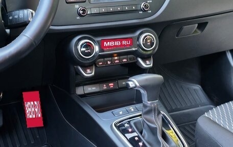 KIA Rio IV, 2018 год, 1 680 000 рублей, 25 фотография