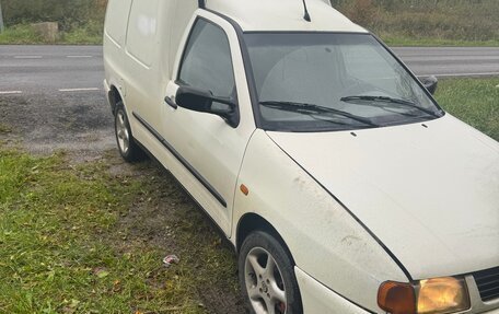 Volkswagen Caddy II, 2002 год, 250 000 рублей, 2 фотография