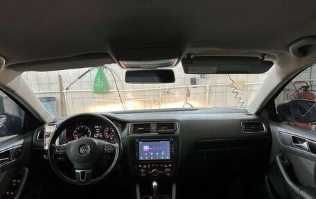 Volkswagen Jetta VI, 2013 год, 1 000 000 рублей, 4 фотография