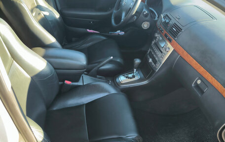 Toyota Avensis III рестайлинг, 2007 год, 750 000 рублей, 5 фотография