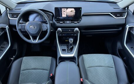 Toyota RAV4, 2025 год, 3 990 000 рублей, 9 фотография