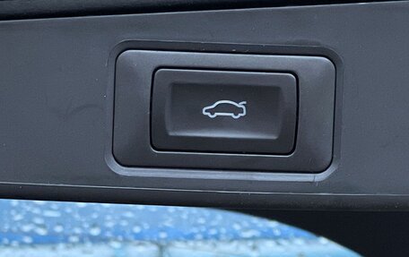 Toyota RAV4, 2025 год, 3 990 000 рублей, 33 фотография