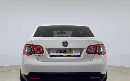 Volkswagen Jetta VI, 2009 год, 450 000 рублей, 6 фотография