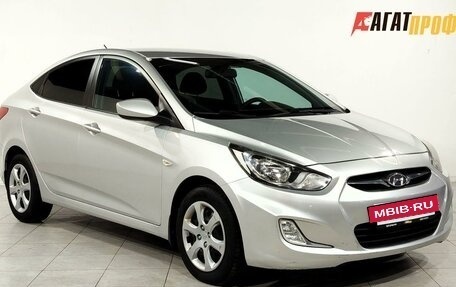 Hyundai Solaris II рестайлинг, 2011 год, 770 000 рублей, 3 фотография