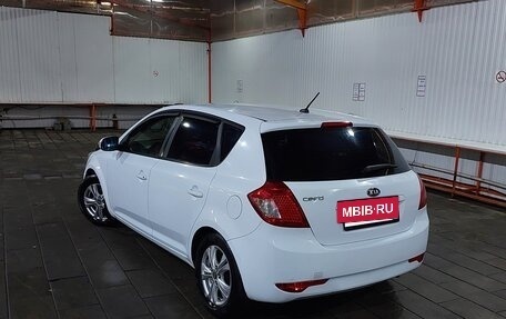 KIA cee'd I рестайлинг, 2010 год, 570 000 рублей, 2 фотография