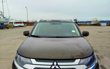 Mitsubishi Outlander III рестайлинг 3, 2019 год, 2 170 000 рублей, 1 фотография