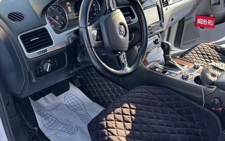 Volkswagen Touareg III, 2013 год, 2 350 000 рублей, 19 фотография