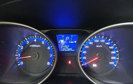 Hyundai Tucson III, 2010 год, 1 229 000 рублей, 17 фотография