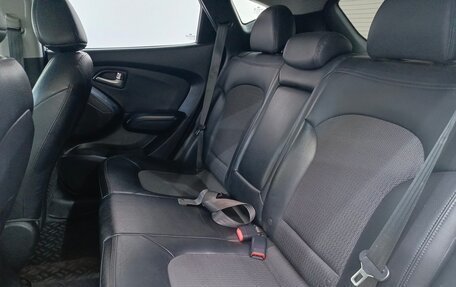 Hyundai Tucson III, 2010 год, 1 229 000 рублей, 21 фотография