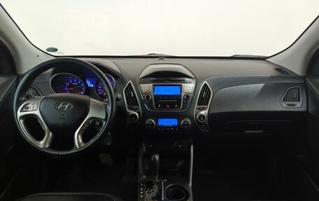 Hyundai Tucson III, 2010 год, 1 229 000 рублей, 16 фотография