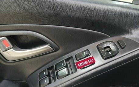 Hyundai Tucson III, 2010 год, 1 229 000 рублей, 20 фотография