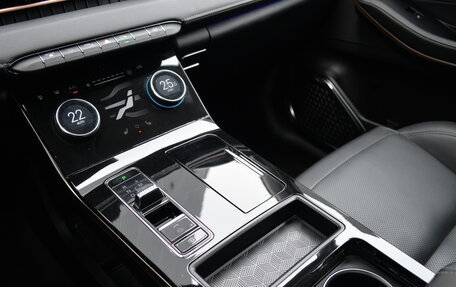 CheryExeed LX, 2022 год, 1 690 000 рублей, 21 фотография