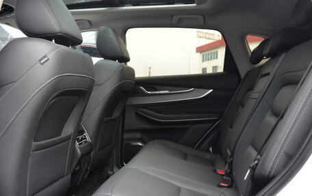 CheryExeed LX, 2022 год, 1 690 000 рублей, 34 фотография