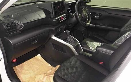 Toyota Raize I, 2022 год, 1 420 000 рублей, 5 фотография