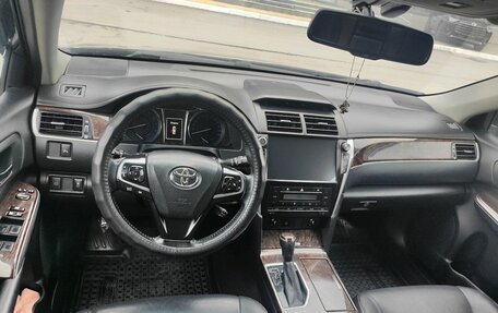 Toyota Camry, 2017 год, 2 249 000 рублей, 3 фотография