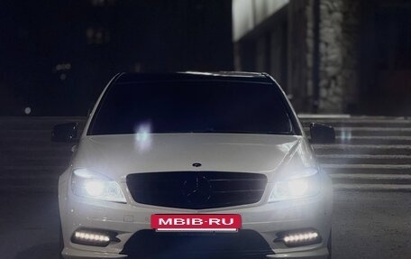 Mercedes-Benz C-Класс, 2011 год, 1 350 000 рублей, 4 фотография