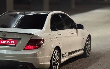 Mercedes-Benz C-Класс, 2011 год, 1 350 000 рублей, 6 фотография