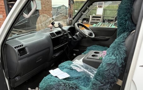 Mazda Bongo IV, 2005 год, 650 000 рублей, 3 фотография